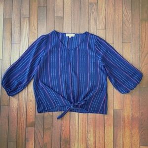 3/4 sleeve dress top with a tie in front